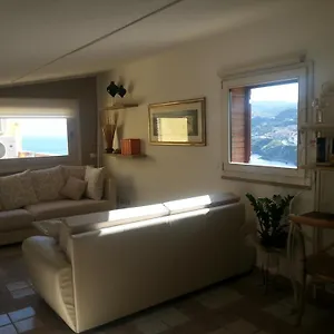 Apartment Mansardato Anda&torra, Castelsardo